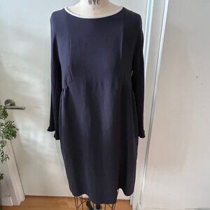 WEEKEND MAX MARA Navy Waist Tuck Dress with Cream Neck Piping Size 6